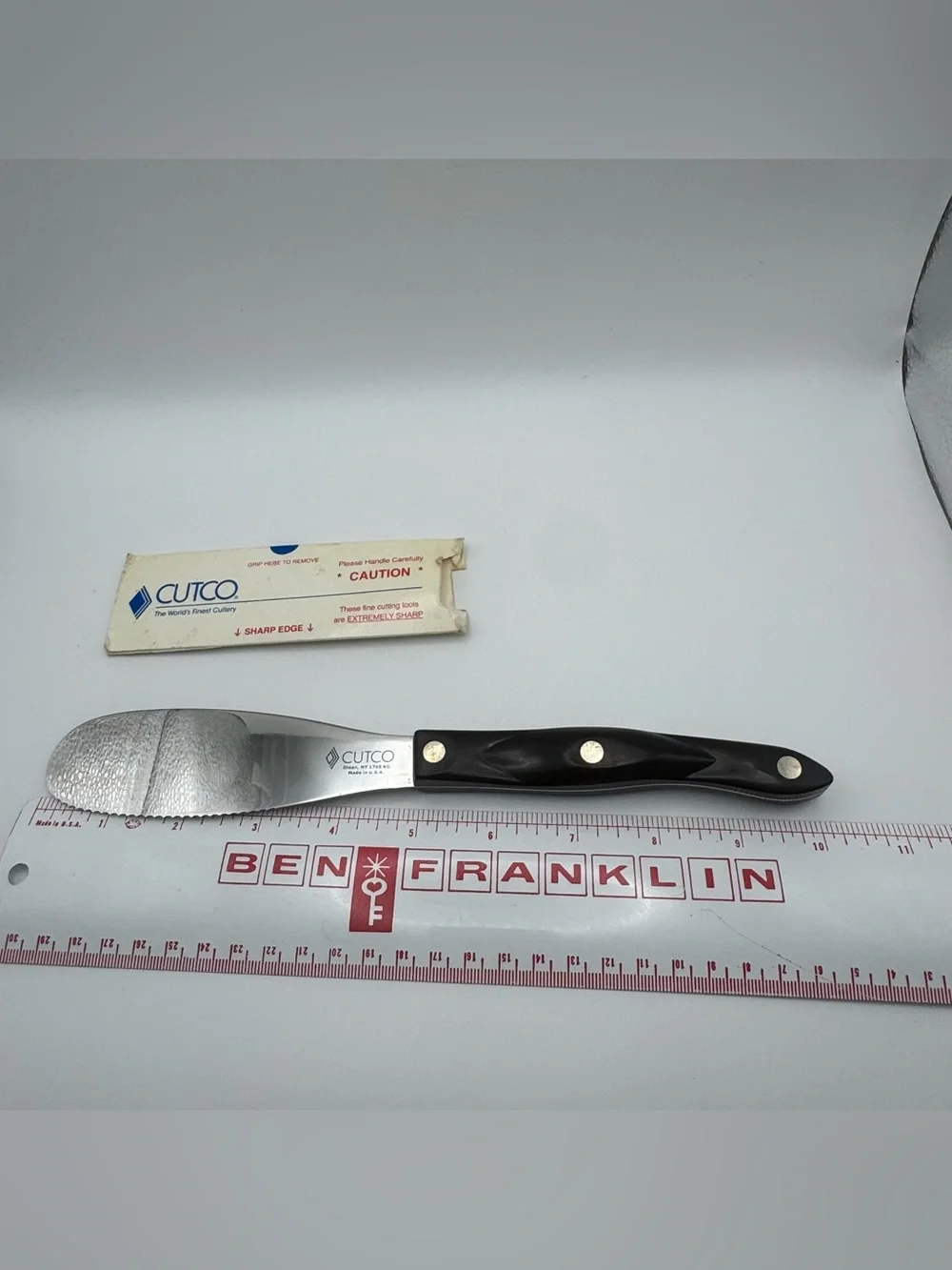 Cutco spatula spreader